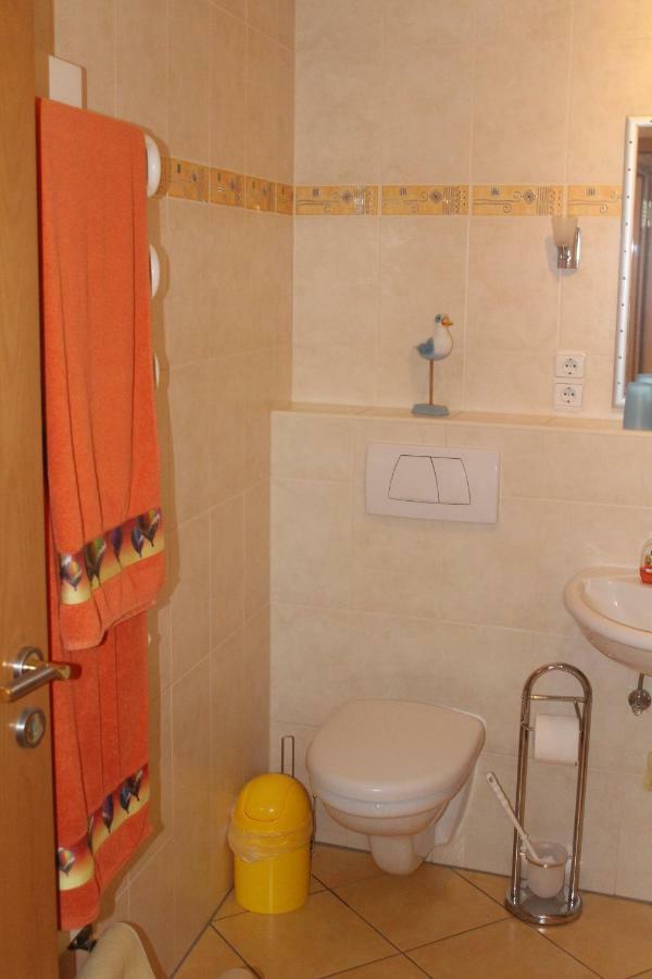 Faehrhaus Ferienwohnung ซาร์บวร์ก ภายนอก รูปภาพ