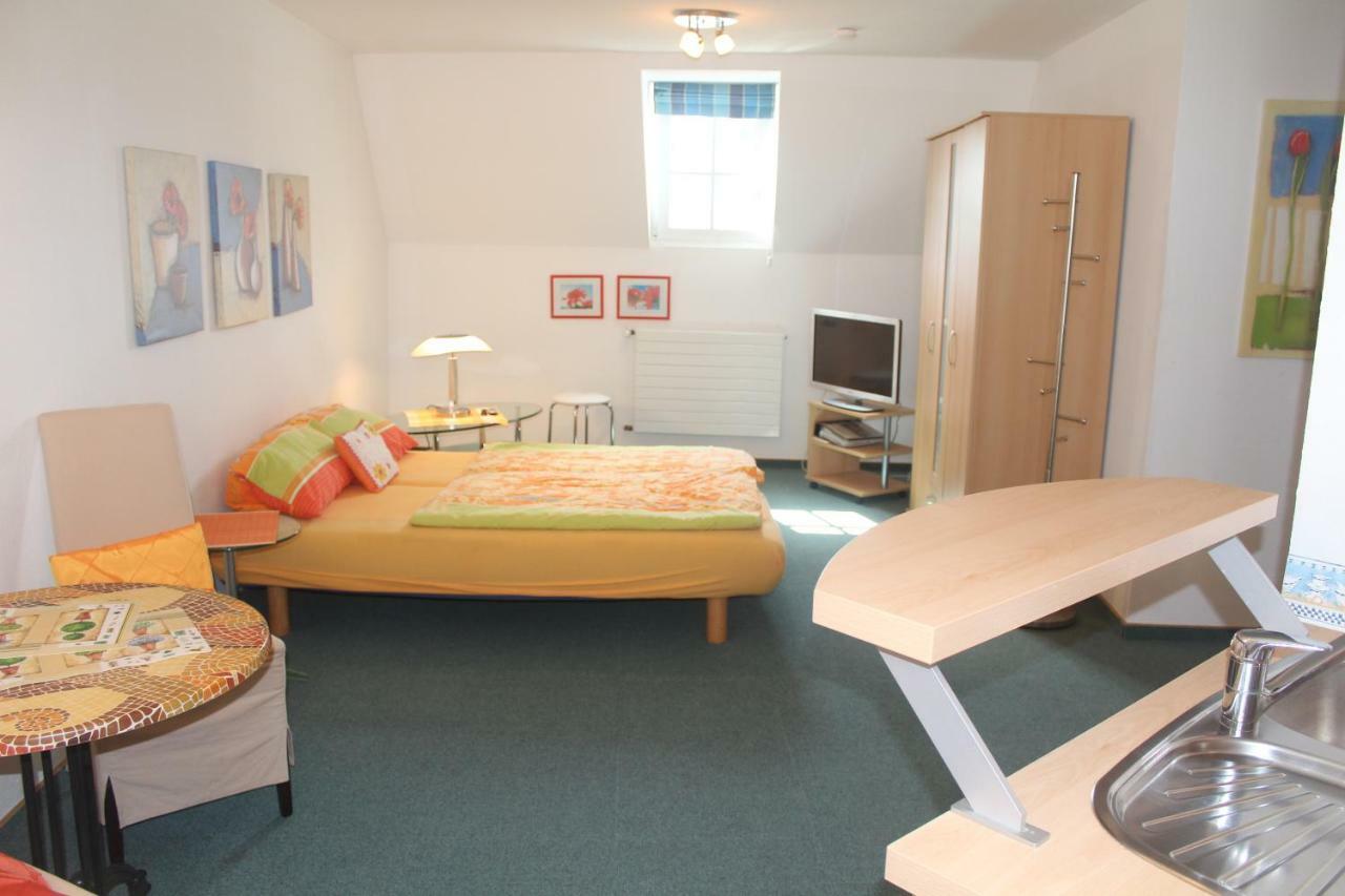 Faehrhaus Ferienwohnung ซาร์บวร์ก ภายนอก รูปภาพ